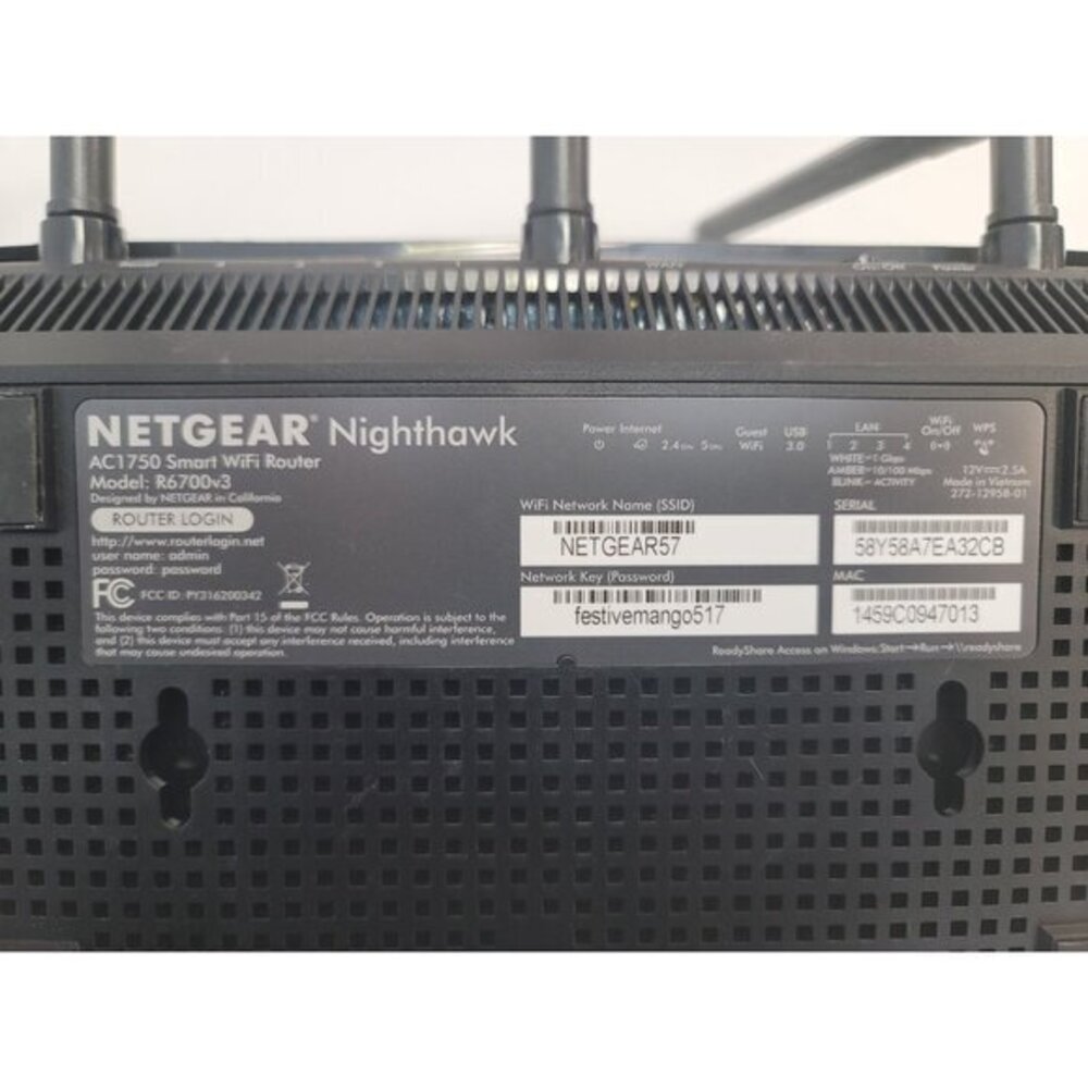NETGEAR R6700V3 Nighthawk AC1750 Smart‎ WiFi Router - Picture 4 of 4